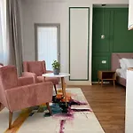 Ginger Aparthotel Tirana