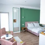 Ginger Aparthotel 4*