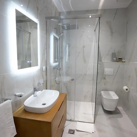 Ginger 4* Tirana